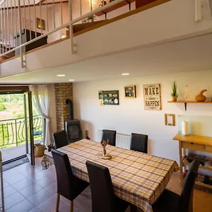 Apartman Specious Manitu In Forest Countryside