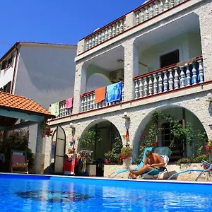 & Lo & Mar Croatia